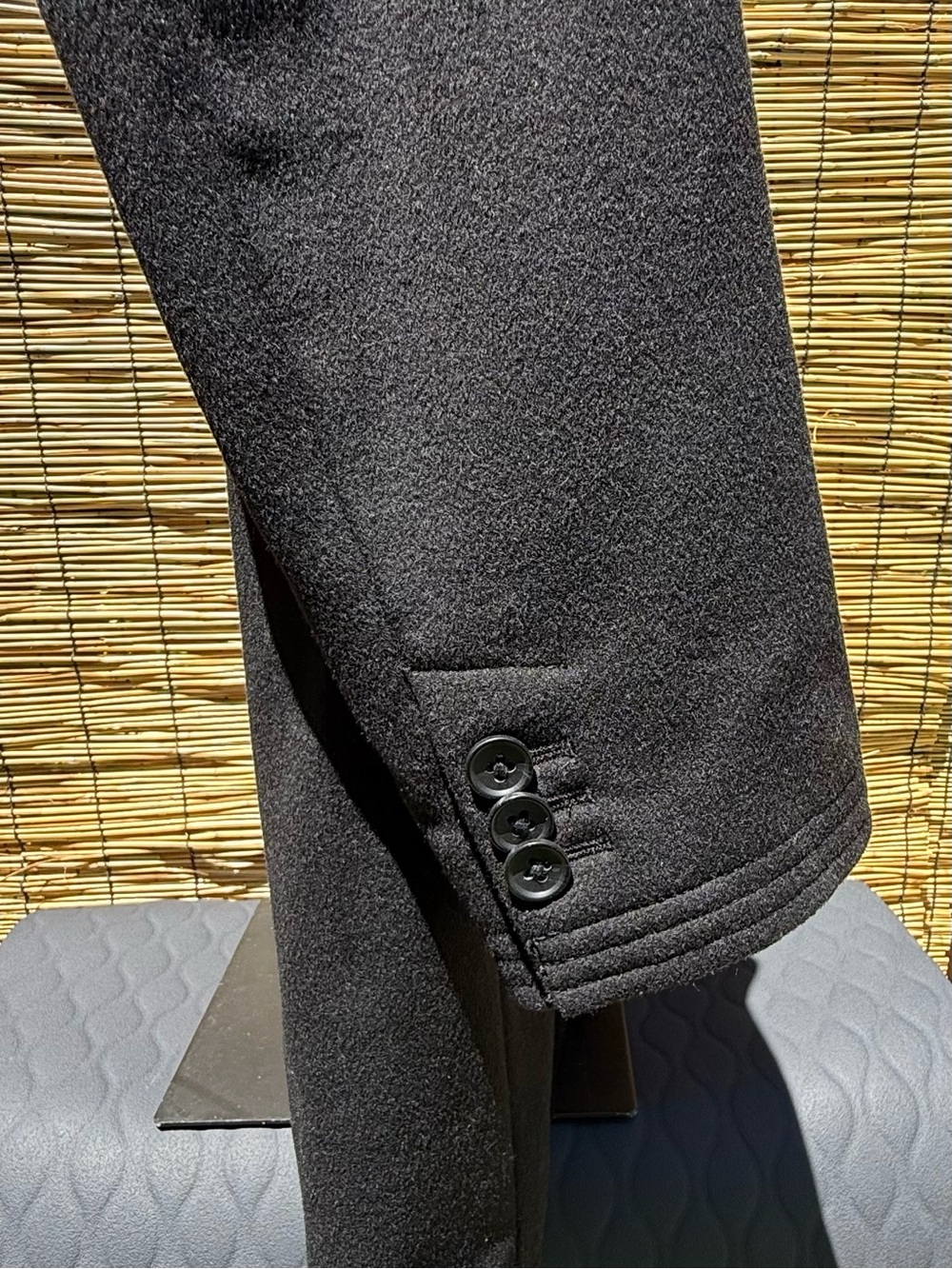 Banana Republic Black Wool-Blend Coat with Lined Interior Sz XL - Picture 10 of 16